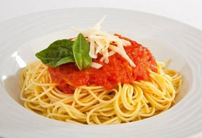 Kampanya Spagetti Napoliten